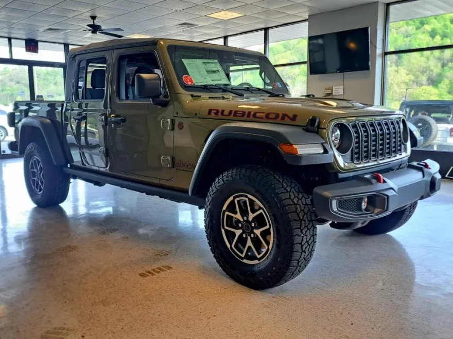 2025 Jeep Gladiator Rubicon photo 1