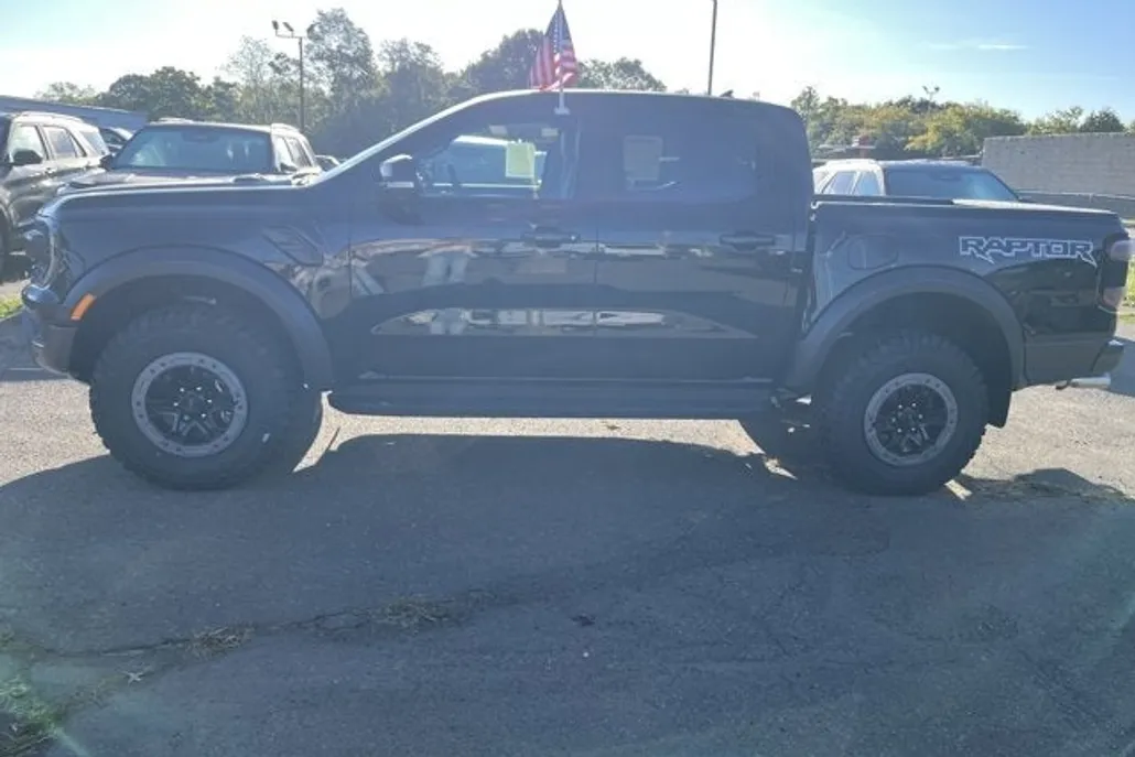 2025 Ford Ranger Raptor photo 1