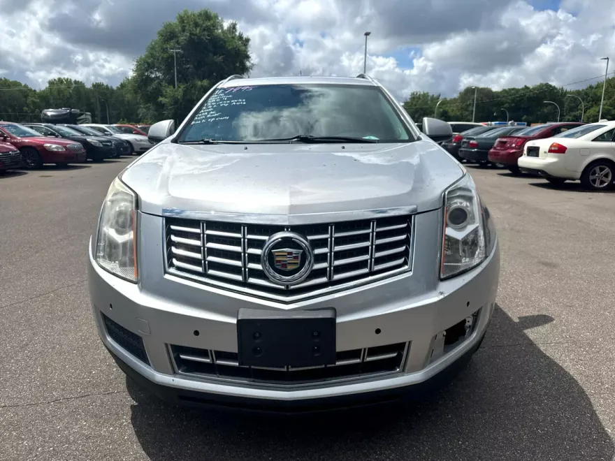2016 Cadillac SRX Luxury photo 1