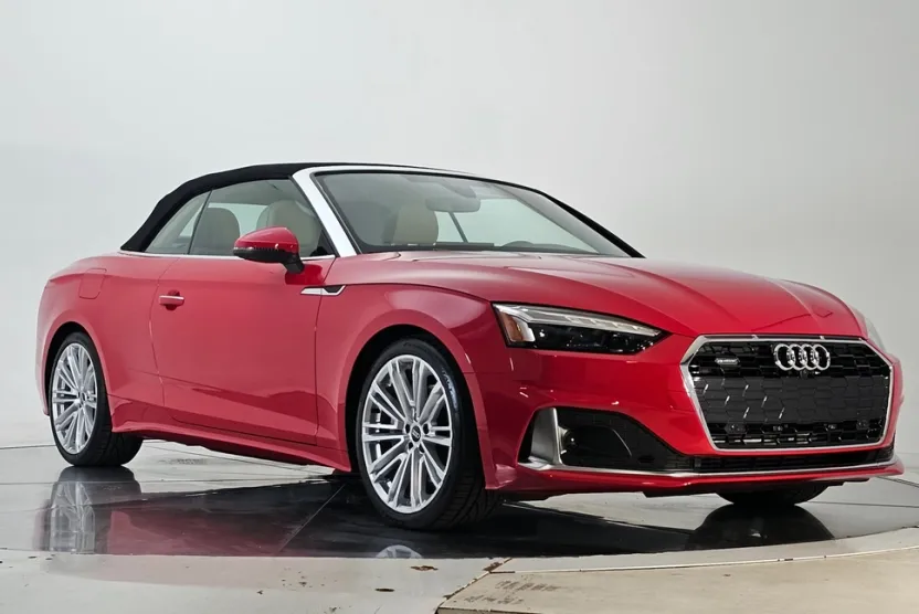 2022 Audi A5 45 Premium Cabriolet photo 1