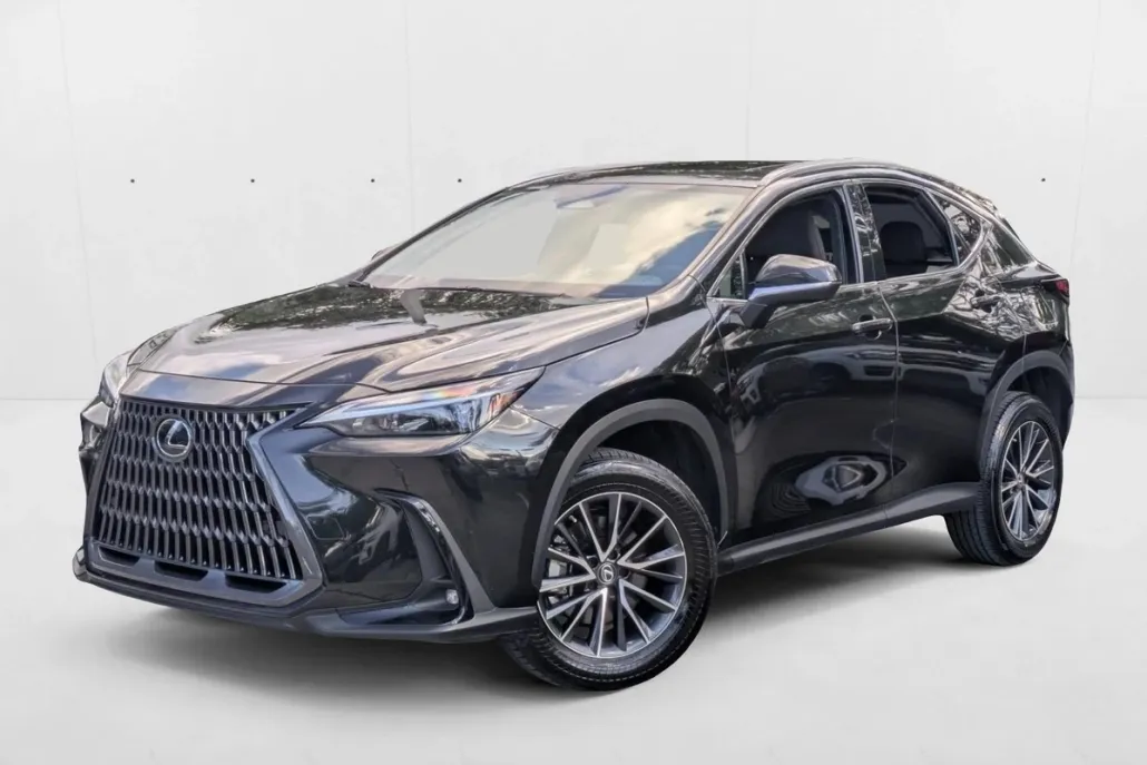2023 Lexus NX Premium photo 1