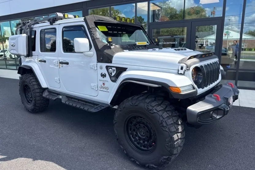 2024 Jeep Wrangler Sahara photo 1