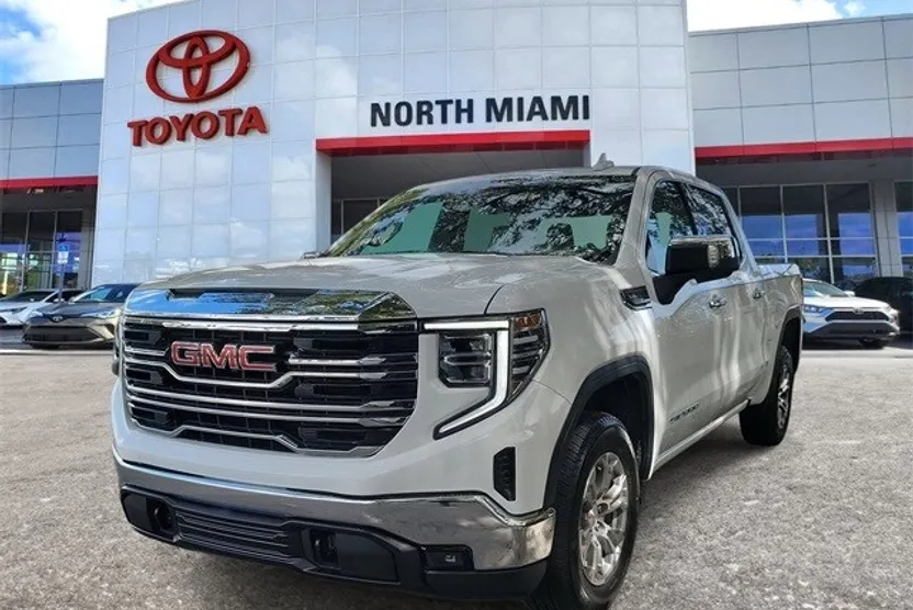 2024 Gmc Sierra SLT photo 1