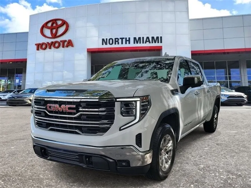2024 Gmc Sierra SLT photo 1