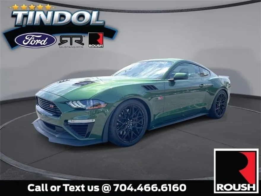 2022 Ford Mustang GT photo 1