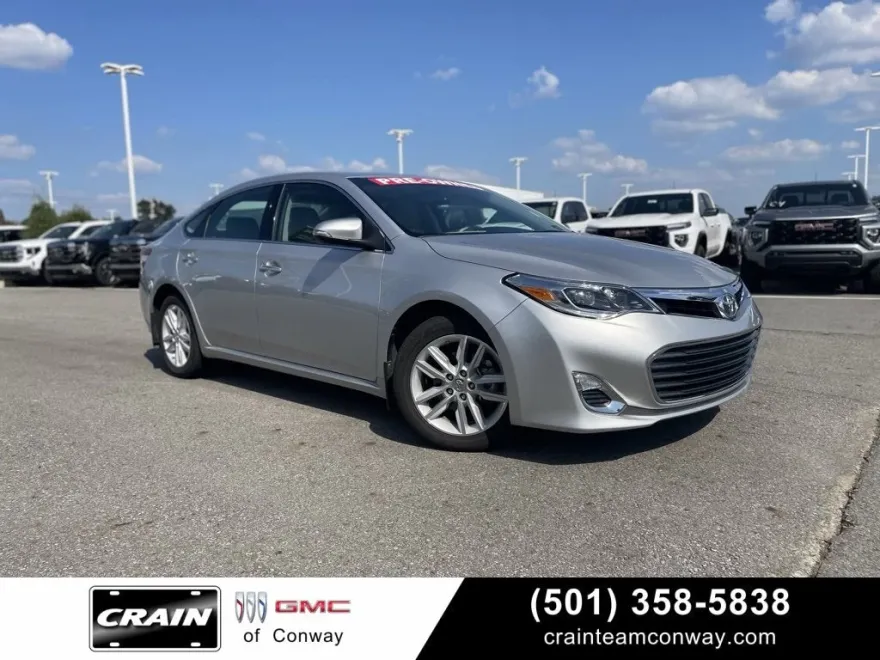 2014 Toyota Avalon Limited photo 1