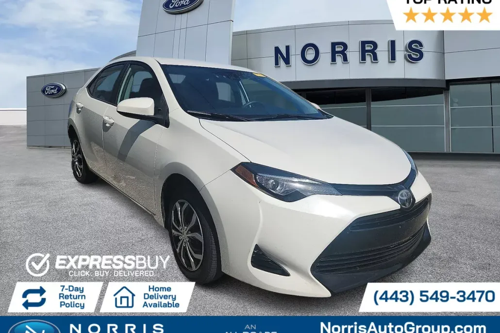 2017 Toyota Corolla L photo 1