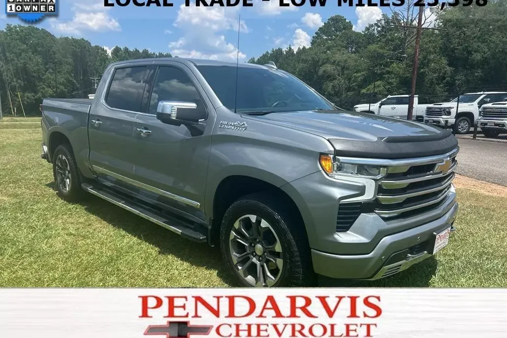 2023 Chevrolet Silverado 1500 High Country photo 1