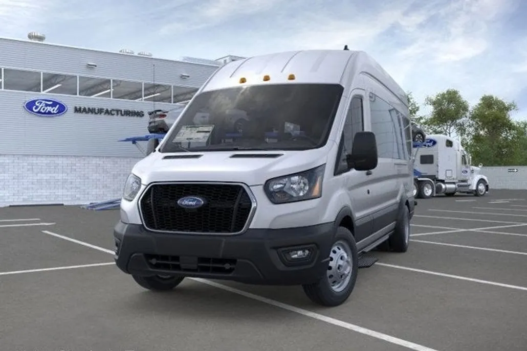 2025 Ford Transit Passenger XL photo 1