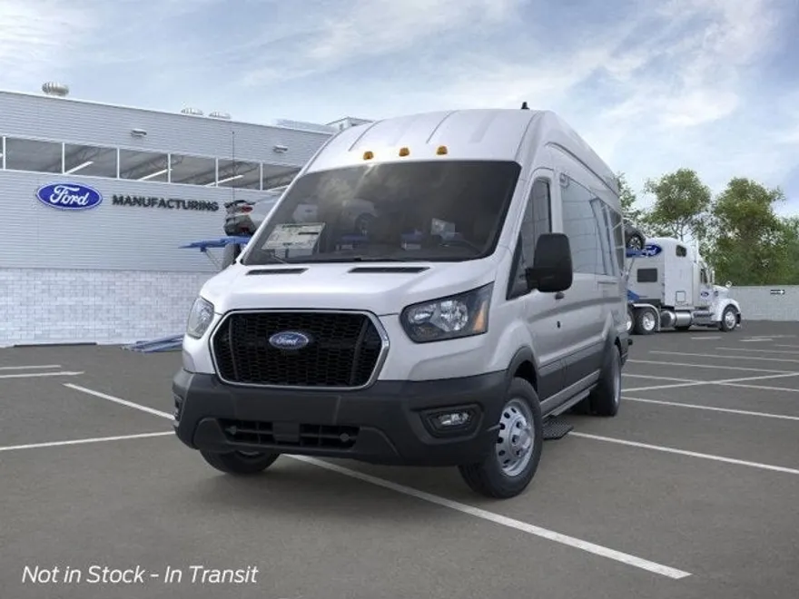 2025 Ford Transit Passenger XL photo 1