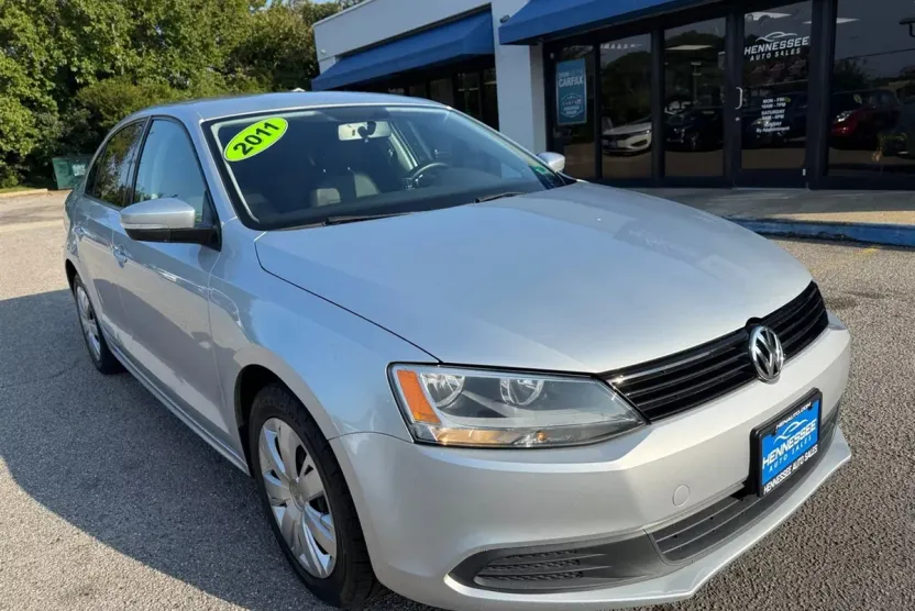 2011 Volkswagen Jetta SE photo 1