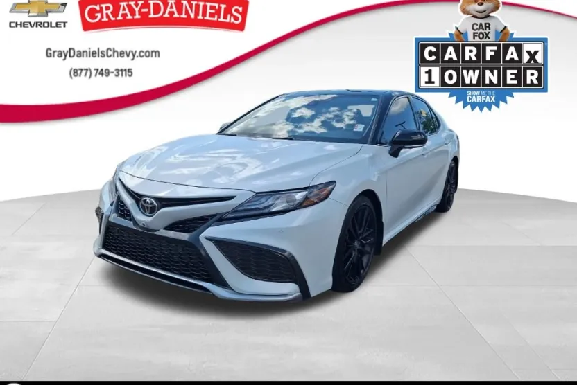 2021 Toyota Camry XSE V6 photo 1