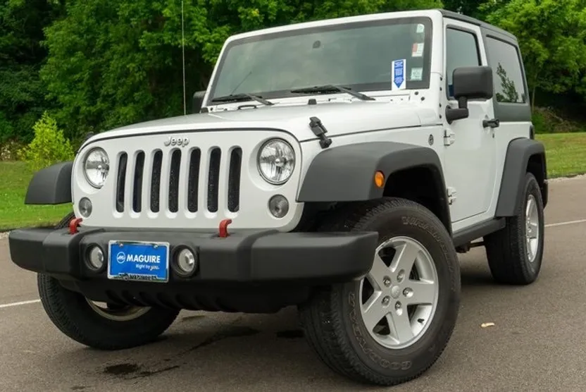 2016 Jeep Wrangler Sport photo 1