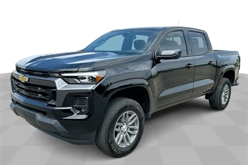2026 Chevrolet Colorado LT photo 1