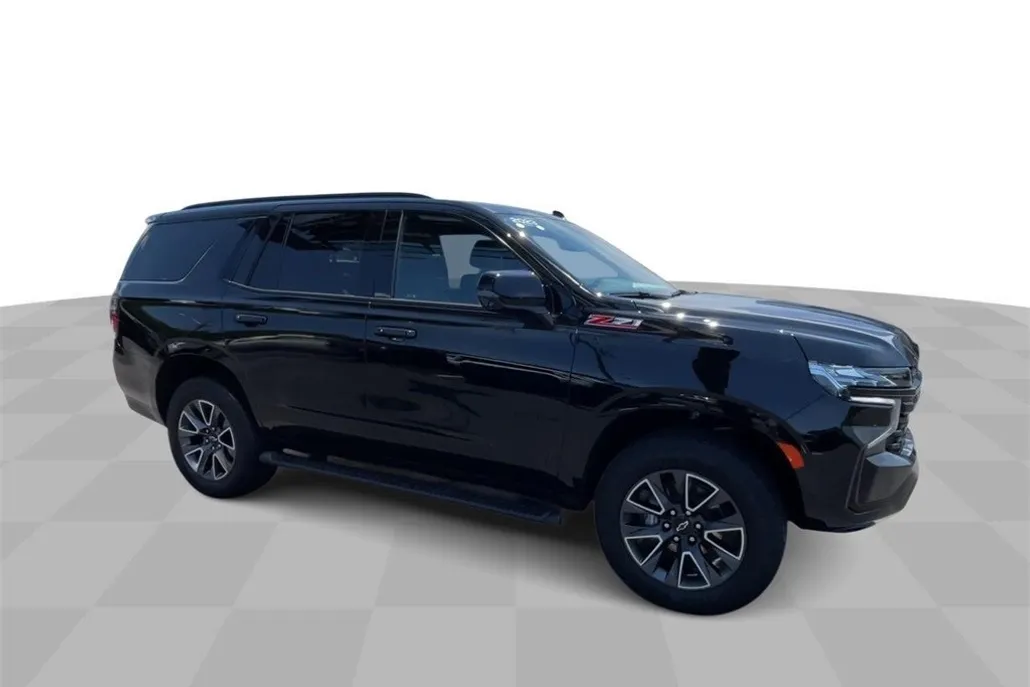 2023 Chevrolet Tahoe Z71 photo 1
