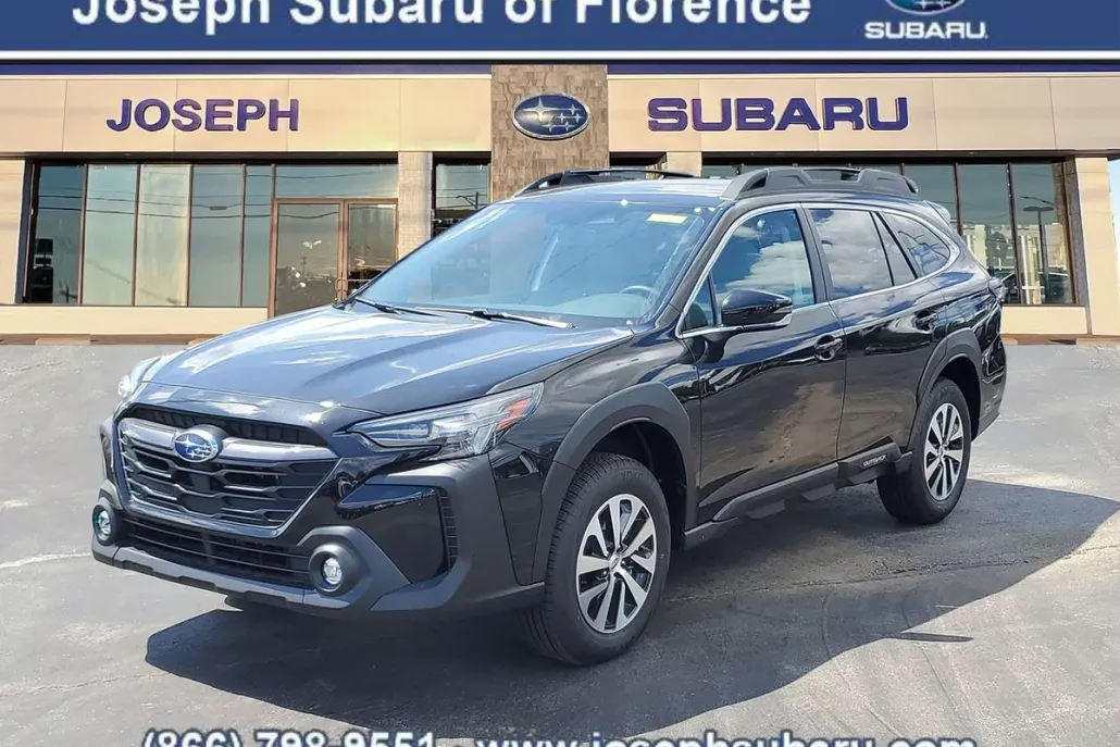 2025 Subaru Outback Premium photo 1