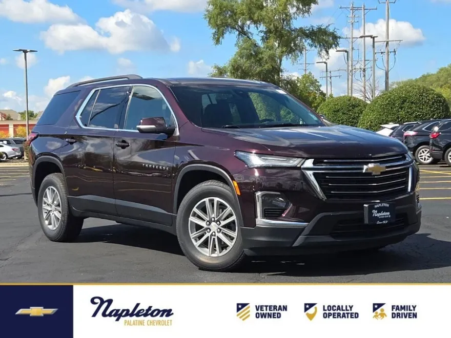 2022 Chevrolet Traverse Leather photo 1
