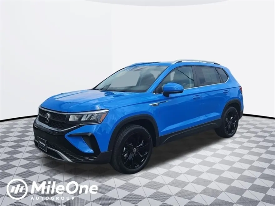 2022 Volkswagen Taos SE photo 1