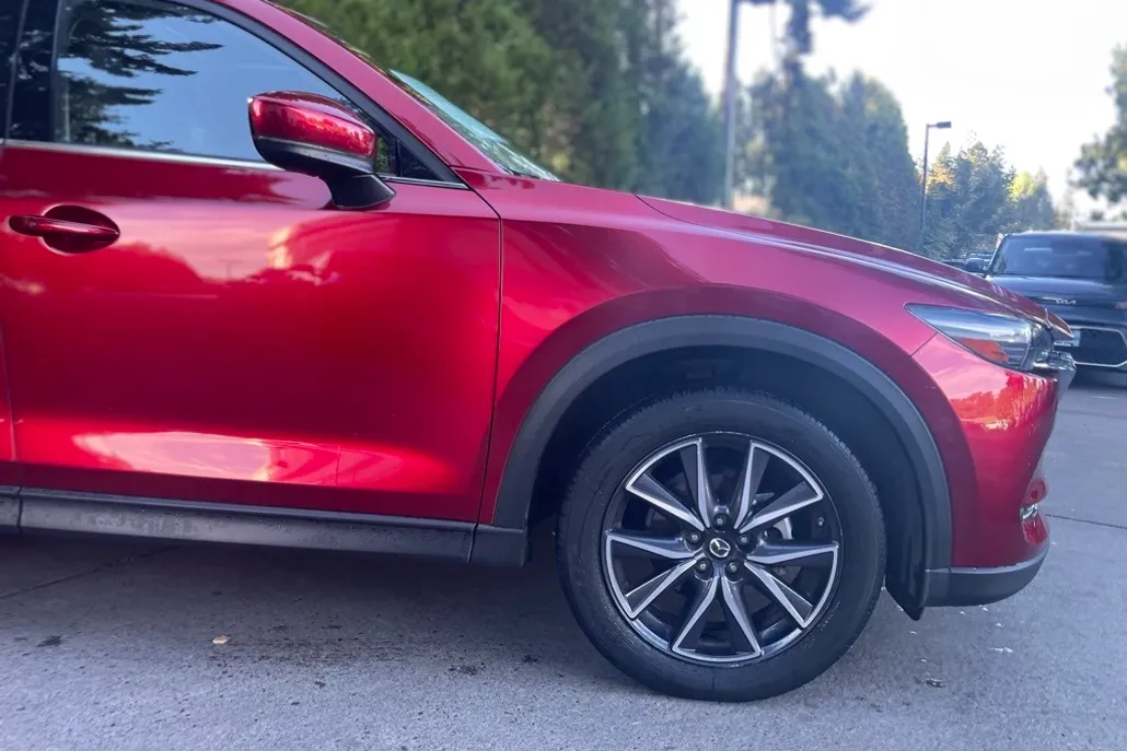 2018 Mazda CX-5 Grand Touring photo 1