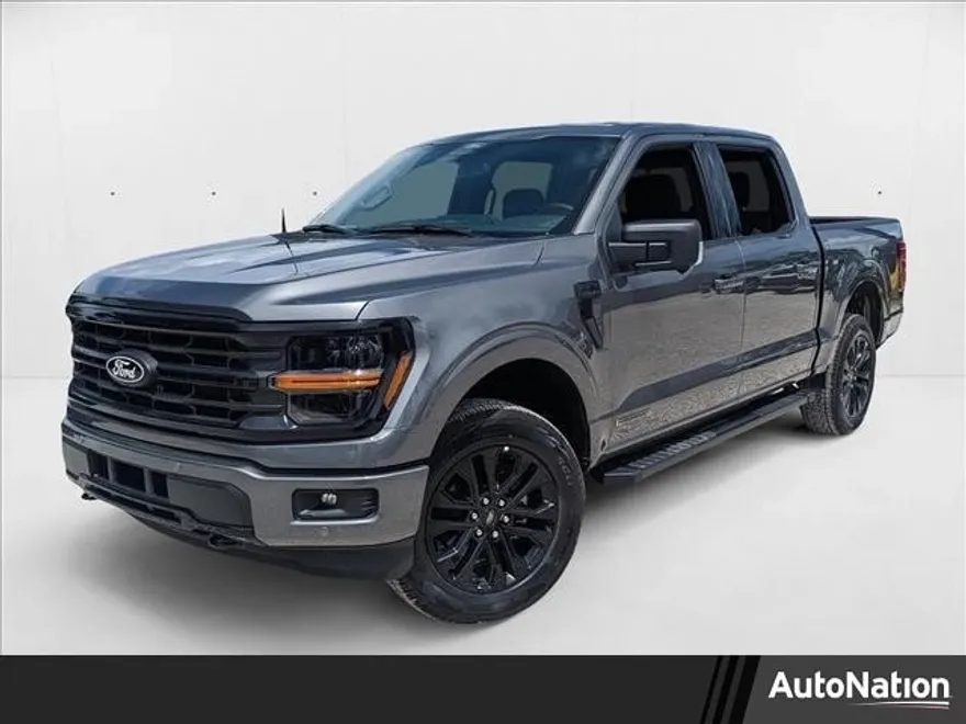 2025 Ford F-150 XLT photo 1