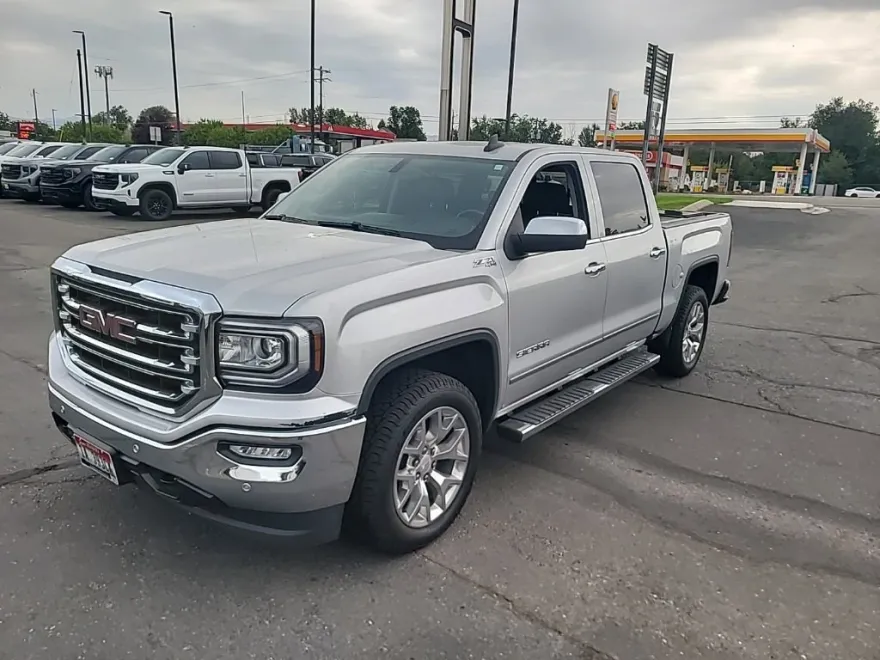 2018 Gmc Sierra 1500 SLT photo 1