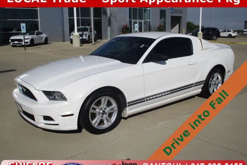 2013 Ford Mustang Base photo 1
