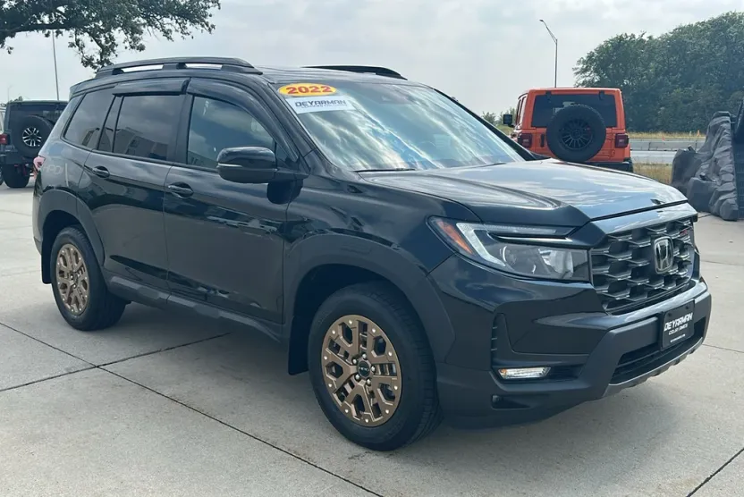 2022 Honda Passport TrailSport photo 1