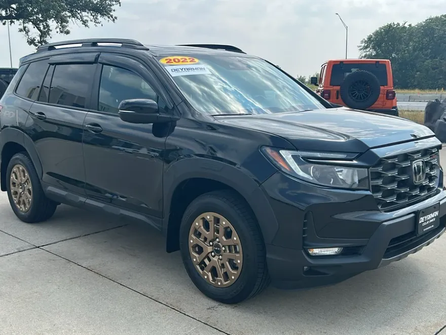 2022 Honda Passport TrailSport photo 1