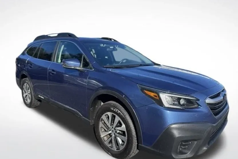 2022 Subaru Outback Premium photo 1