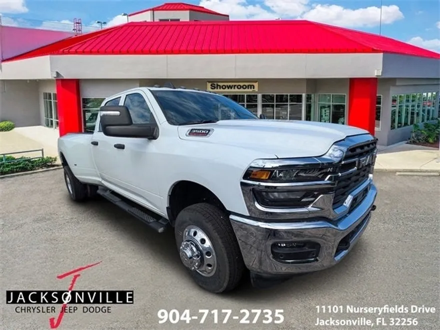 2025 Ram 3500 Tradesman photo 1