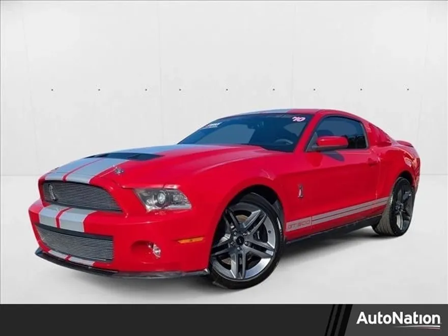 2010 Ford Mustang Shelby GT500 photo 1