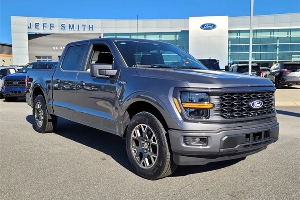 2025 Ford F-150 STX photo 1