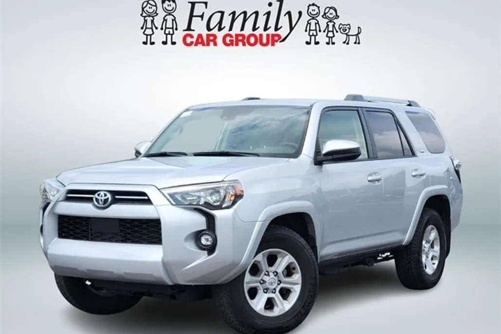 2024 Toyota 4Runner SR5 photo 1