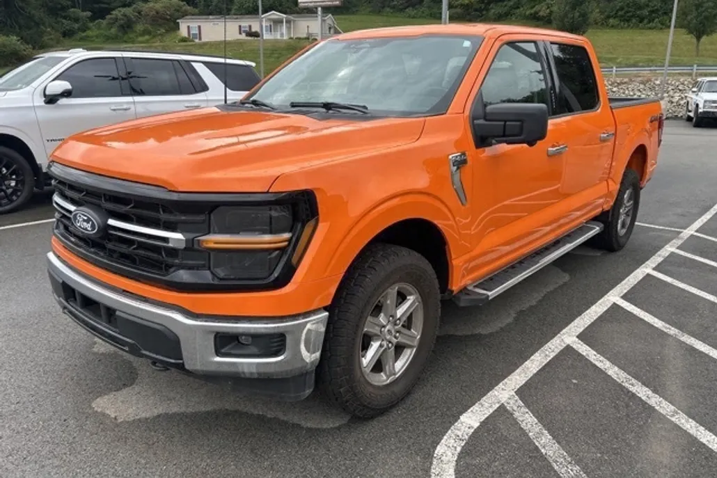 2024 Ford F-150 XLT photo 1