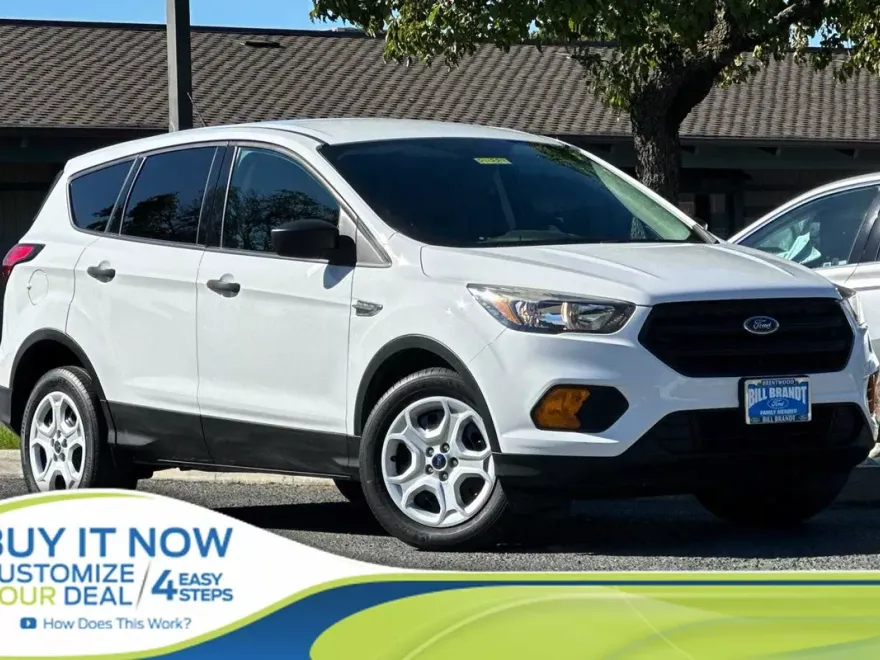 2019 Ford Escape S photo 1