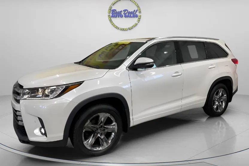 2019 Toyota Highlander Limited photo 1