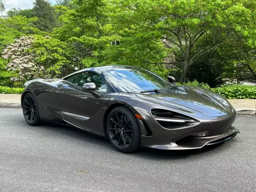 2024 Mclaren 750S Coupe photo 1
