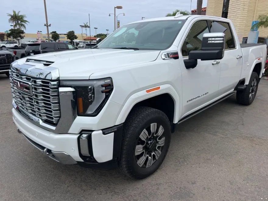 2024 Gmc Sierra HD Denali photo 1