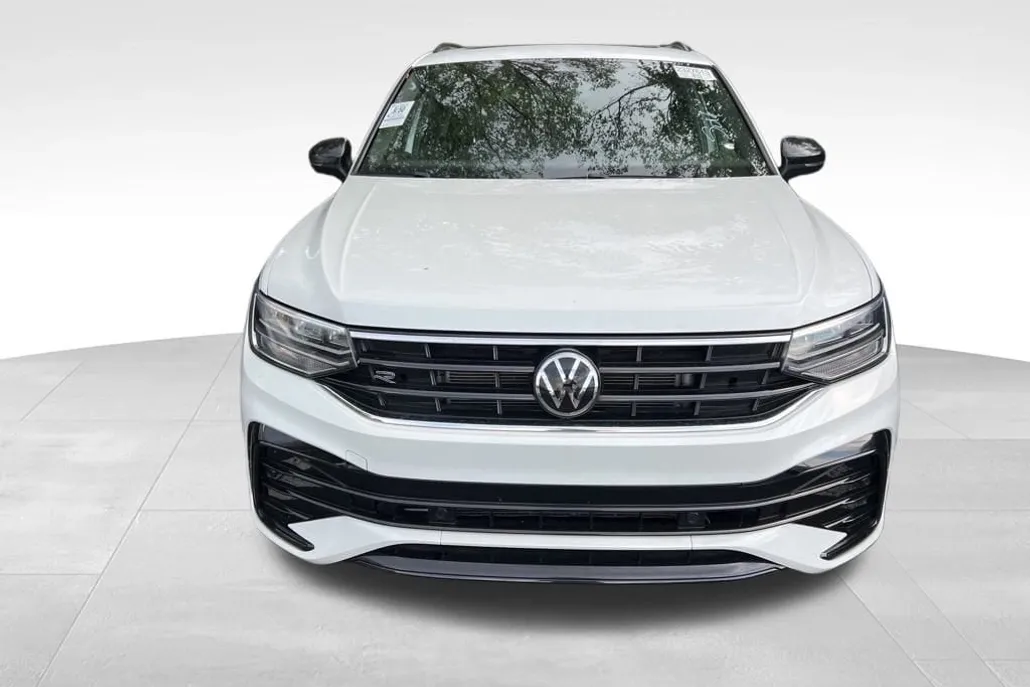 2022 Volkswagen Tiguan SE R-Line Black photo 1