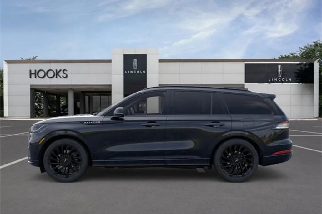 2025 Lincoln Aviator Reserve photo 1