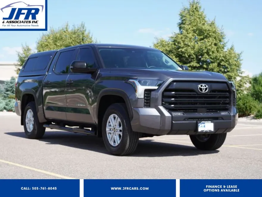 2024 Toyota Tundra SR5 photo 1