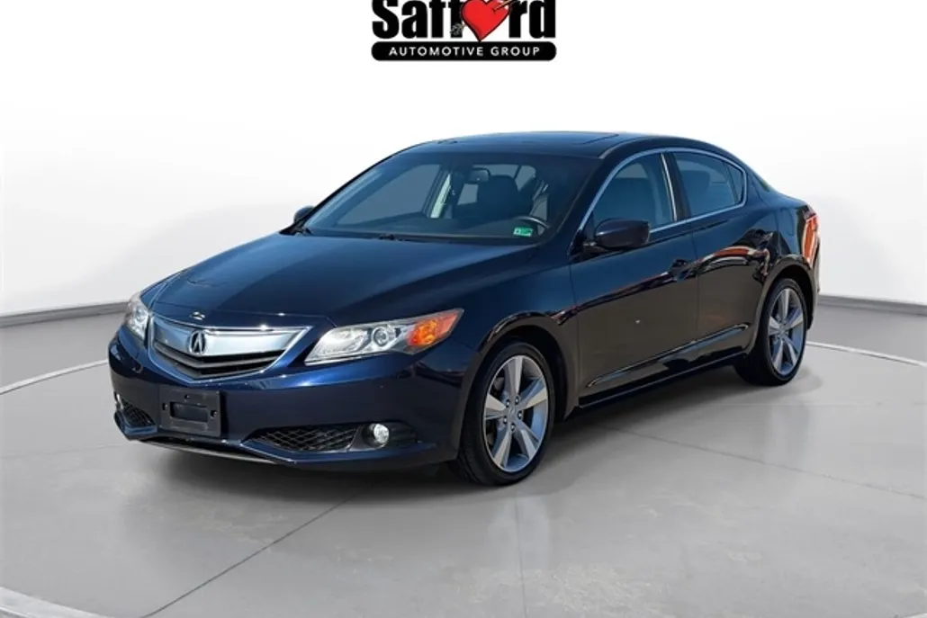 2013 Acura ILX 2.0L Technology photo 1