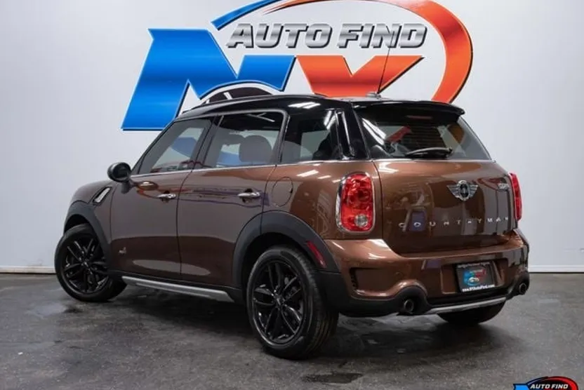 2015 Mini Countryman S ALL4 photo 1
