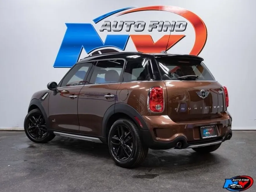 2015 Mini Countryman S ALL4 photo 1