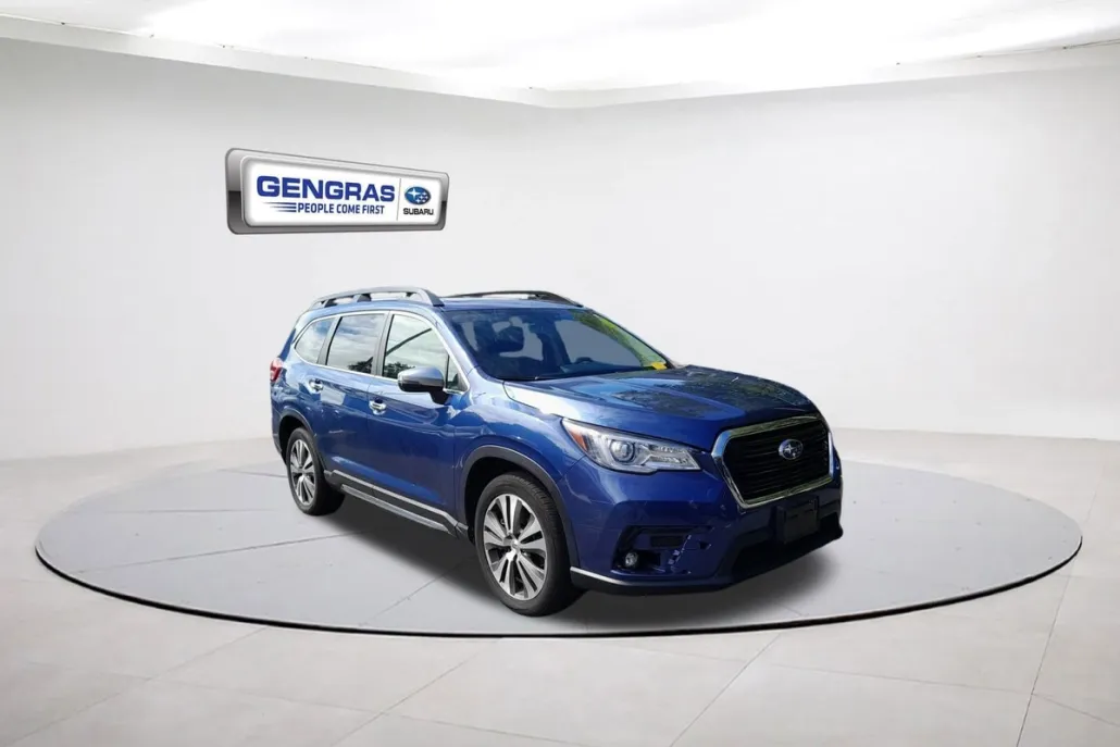 2022 Subaru Ascent Touring photo 1