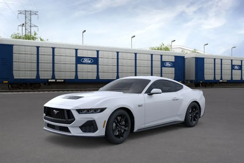 2025 Ford Mustang GT photo 1