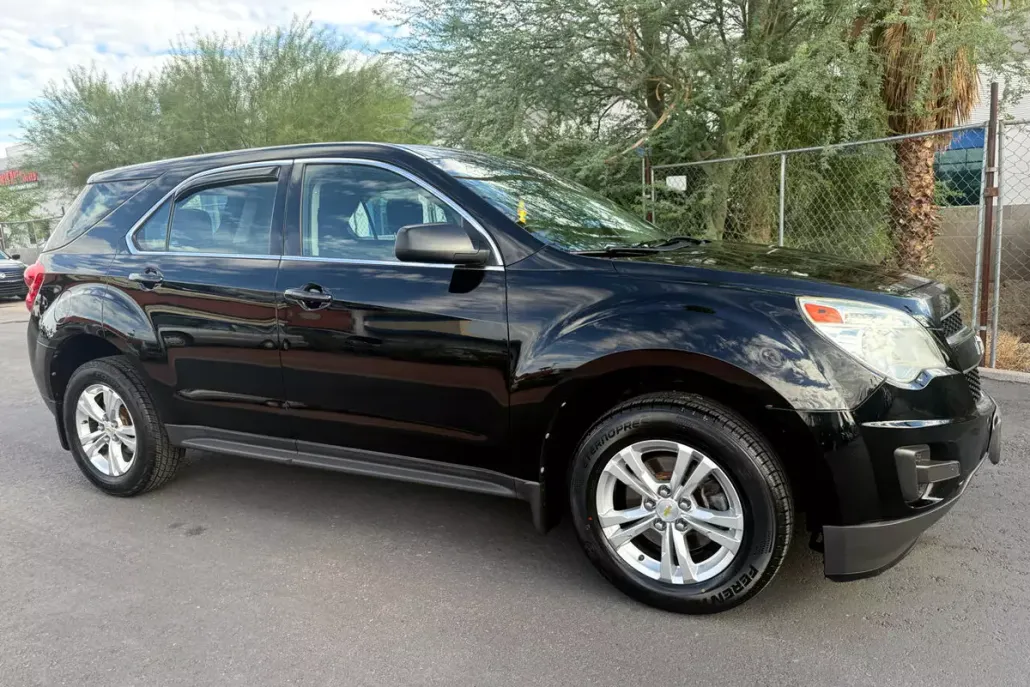 2012 Chevrolet Equinox LS photo 1