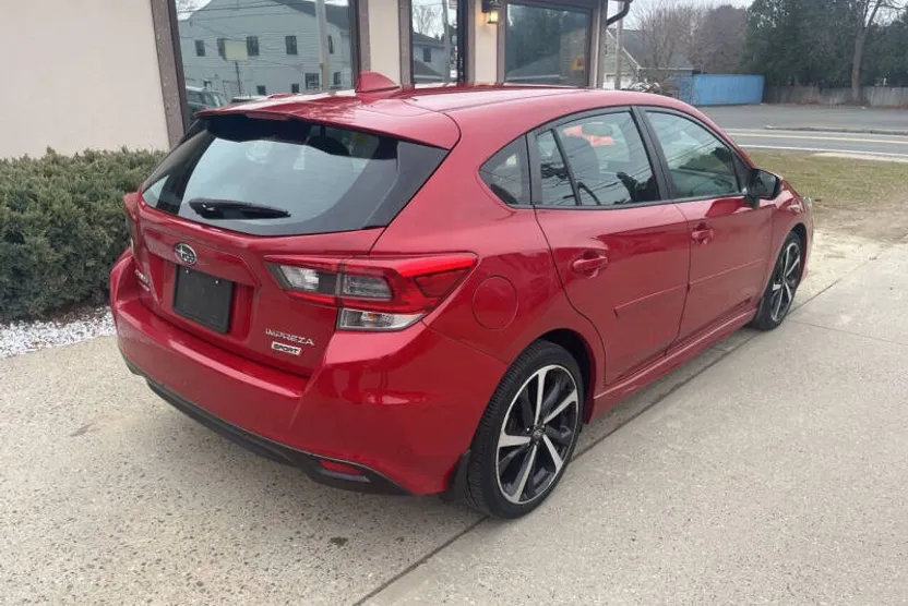 2020 Subaru Impreza Sport photo 1