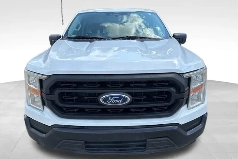 2022 Ford F-150 XL photo 1