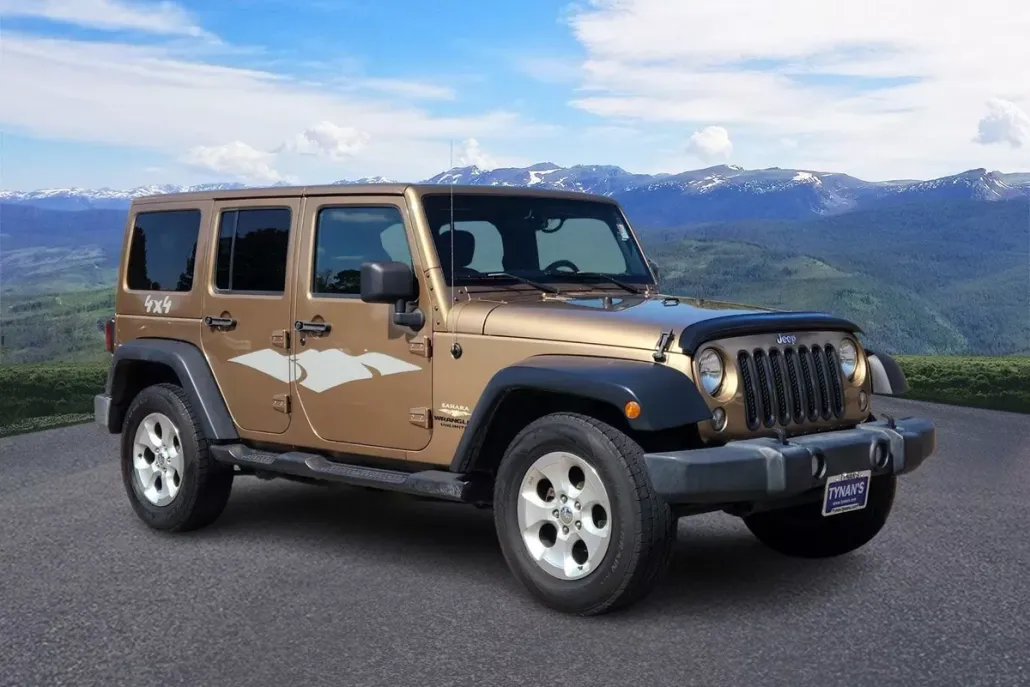 2015 Jeep Wrangler Unlimited Sahara photo 1